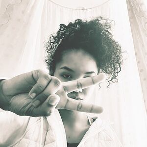 Meet your Posher, Evie